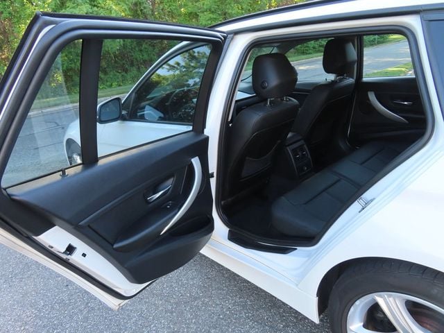 2014 BMW 3 Series Sports  328i xDrive - 23035151 - 29