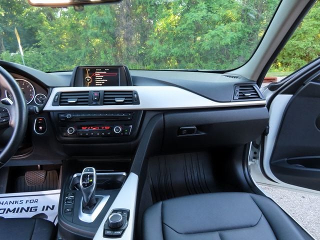 2014 BMW 3 Series Sports  328i xDrive - 23035151 - 35