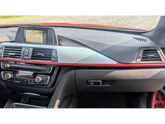 2014 BMW 4 Series 435i xDrive - 22957629 - 26