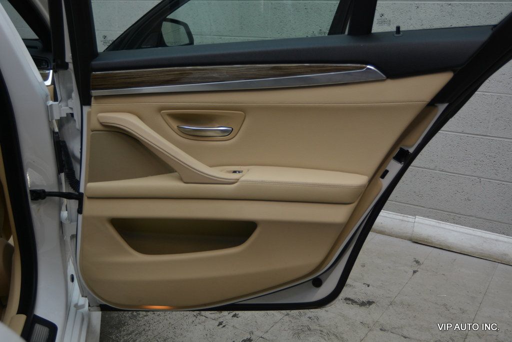 2014 BMW 5 Series 528i - 23072134 - 13