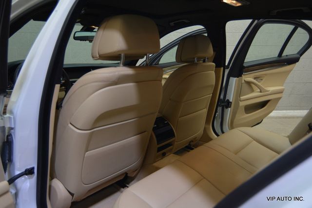 2014 BMW 5 Series 528i - 23072134 - 22