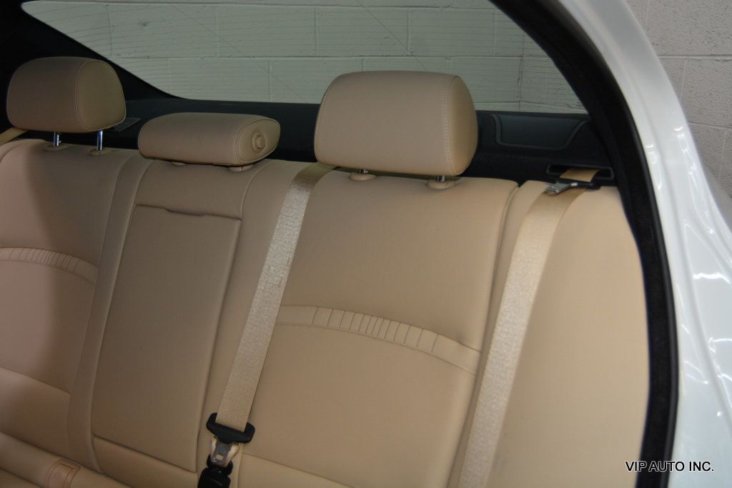 2014 BMW 5 Series 528i - 23072134 - 26