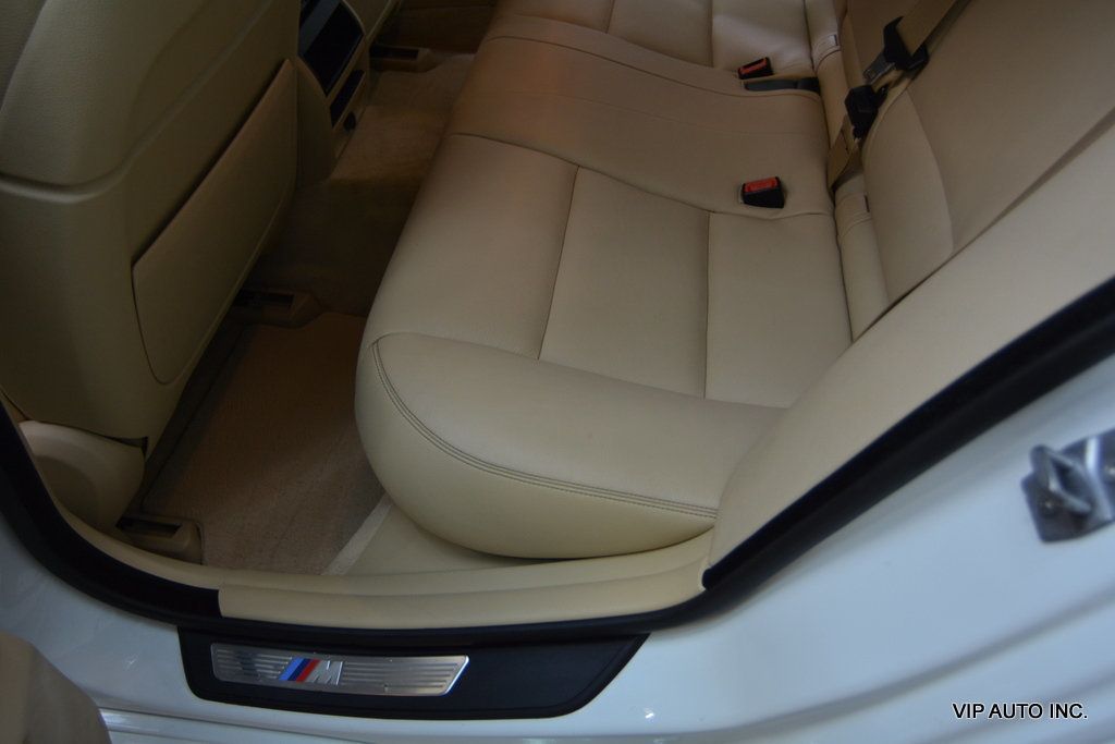 2014 BMW 5 Series 528i - 23072134 - 30