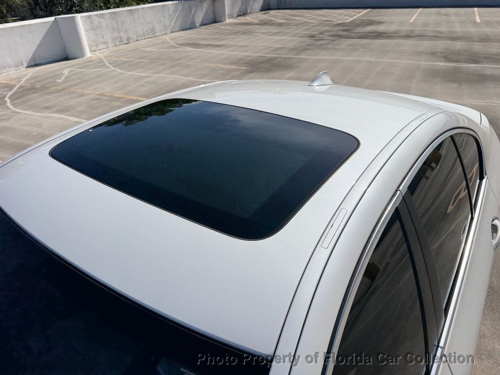 2014 BMW 5 Series 528i Sedan  - 23038398 - 18