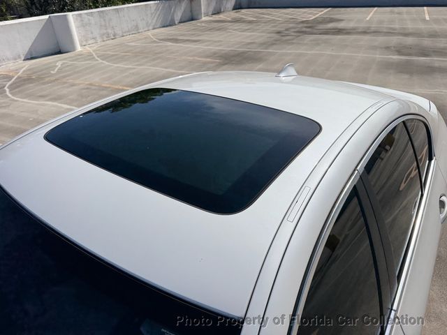 2014 BMW 5 Series 528i Sedan  - 23038398 - 18