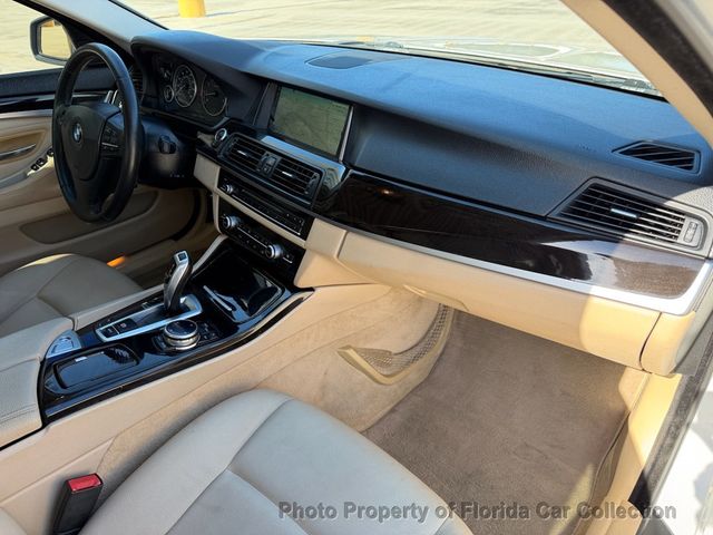2014 BMW 5 Series 528i Sedan  - 23038398 - 29
