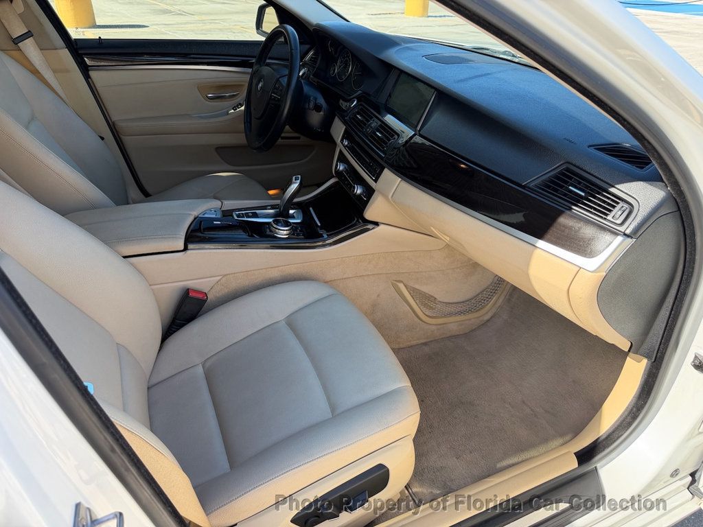 2014 BMW 5 Series 528i Sedan  - 23038398 - 30