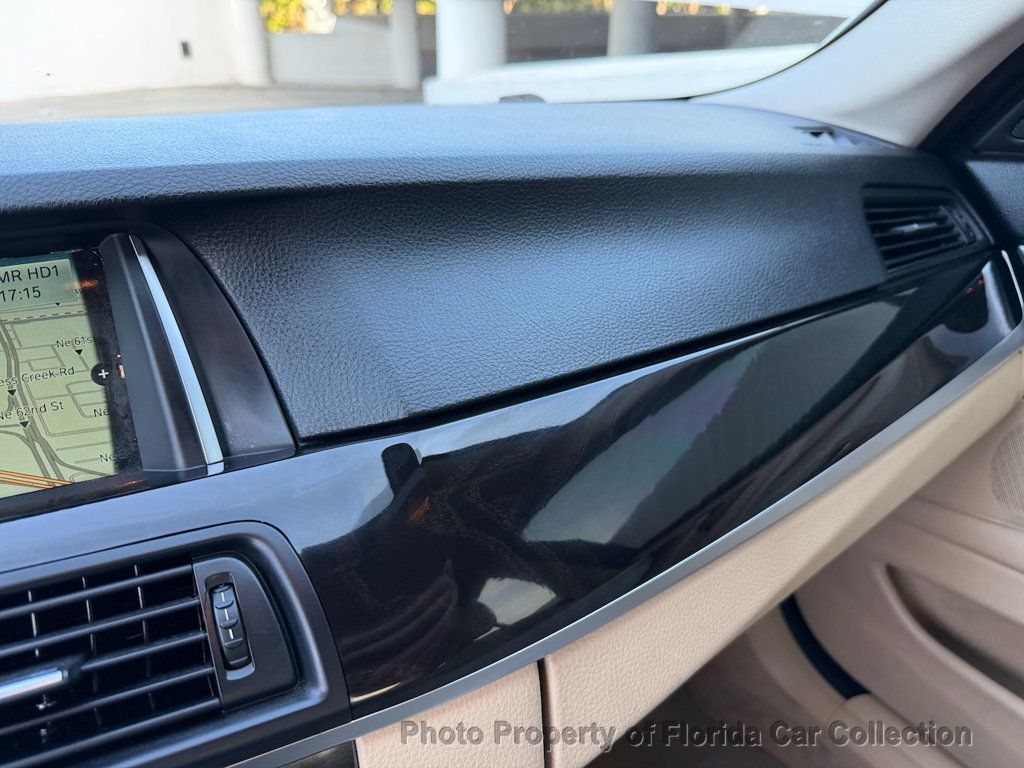 2014 BMW 5 Series 528i Sedan  - 23038398 - 39