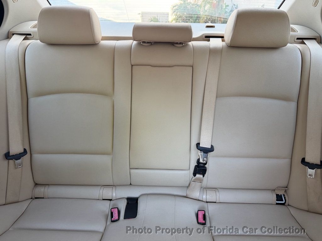 2014 BMW 5 Series 528i Sedan  - 23038398 - 43