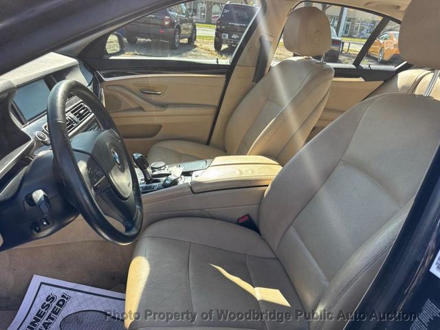 2014 BMW 5 Series 528i xDrive - 23100391 - 7