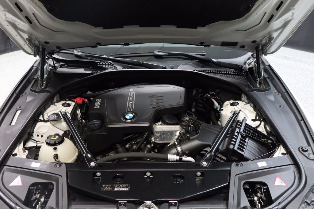 14 Used Bmw 5 Series 528i Xdrive At Dip S Luxury Motors Serving Elizabeth Nj Iid