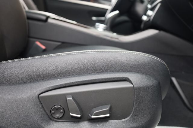 2014 BMW 5 Series 535i - 22980128 - 27