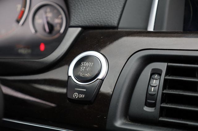 2014 BMW 5 Series 535i - 22980128 - 34