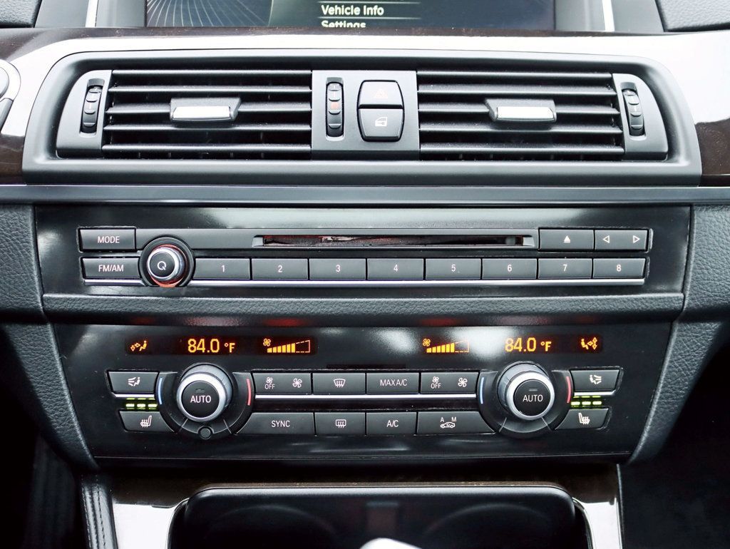 2014 BMW 5 Series 535i Awd xDrive Cold Premium Drivers Assistance Pkg - 22961385 - 19