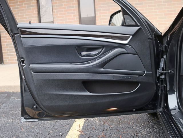 2014 BMW 5 Series 535i Awd xDrive Cold Premium Drivers Assistance Pkg - 22961385 - 28