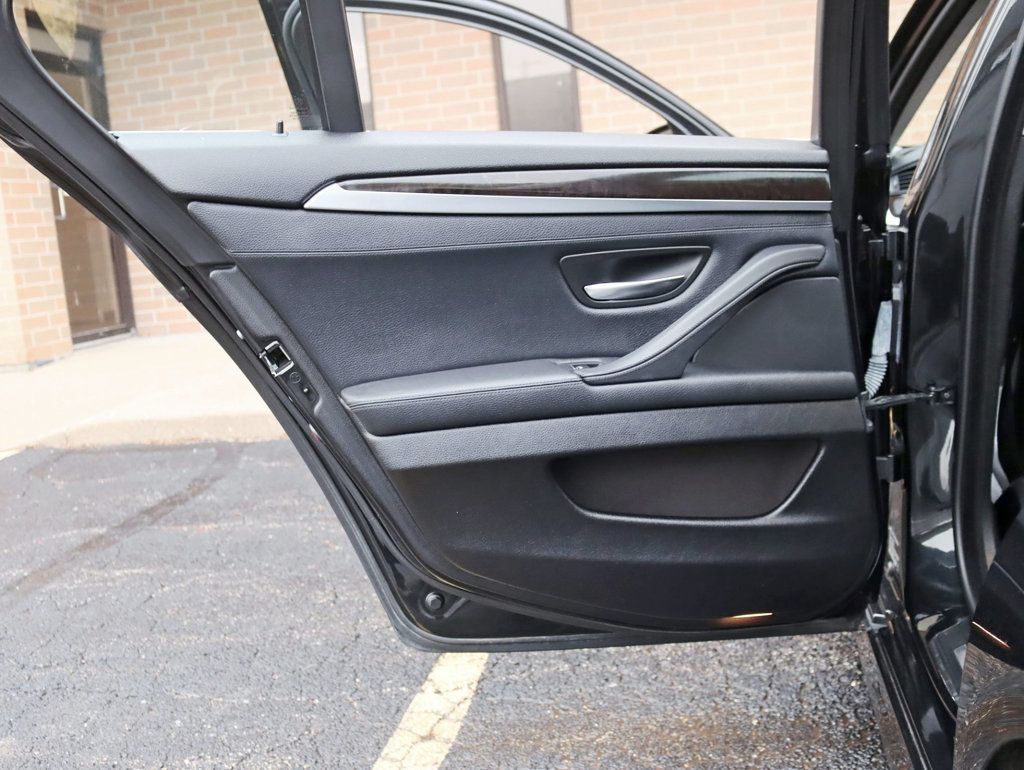 2014 BMW 5 Series 535i Awd xDrive Cold Premium Drivers Assistance Pkg - 22961385 - 30