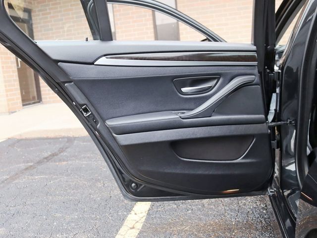 2014 BMW 5 Series 535i Awd xDrive Cold Premium Drivers Assistance Pkg - 22961385 - 30