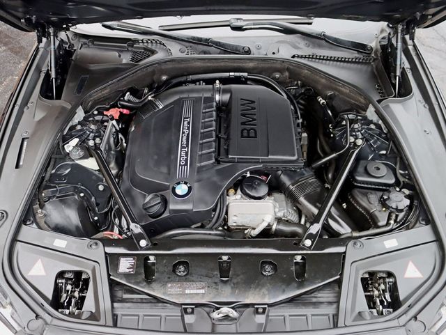 2014 BMW 5 Series 535i Awd xDrive Cold Premium Drivers Assistance Pkg - 22961385 - 33