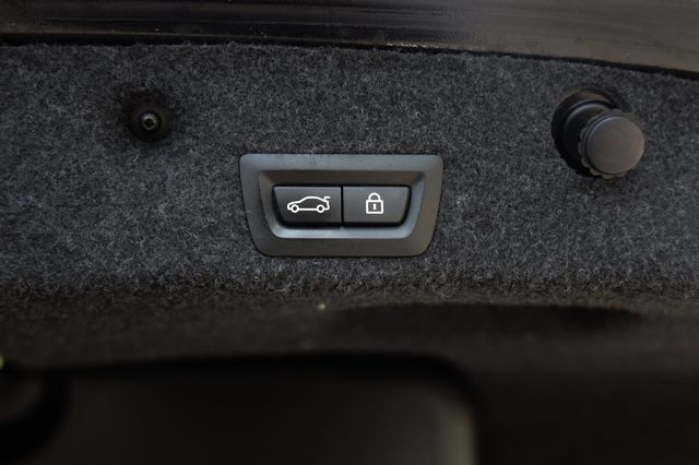 2014 BMW 5 Series 535i - M Sport - 23054841 - 24