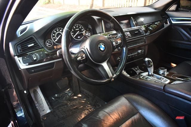 2014 BMW 5 Series 535i xDrive - 23025748 - 9