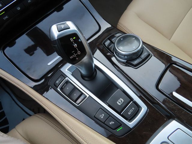 2014 BMW 5 Series 535i xDrive - 23059127 - 11
