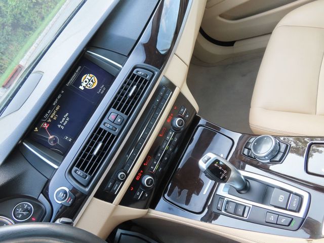 2014 BMW 5 Series 535i xDrive - 23059127 - 40
