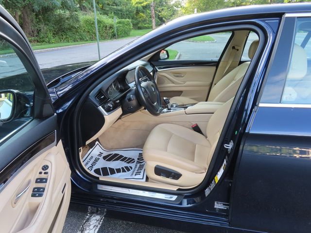 2014 BMW 5 Series 535i xDrive - 23059127 - 5