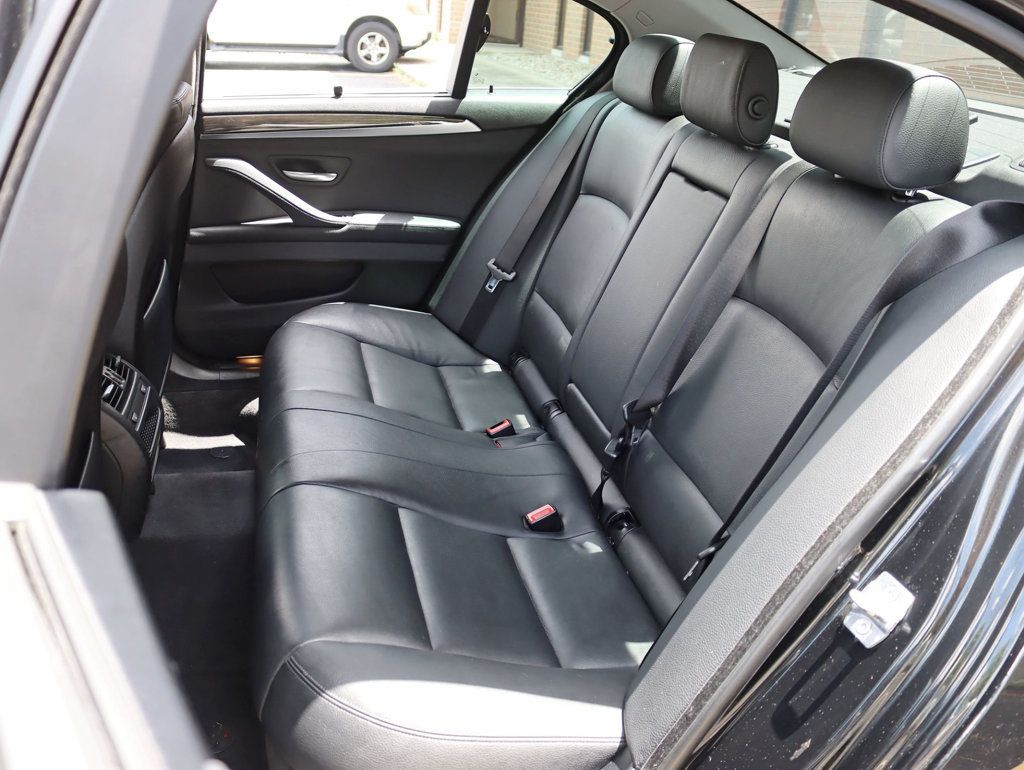2014 BMW 5 Series 535i xDrive - 22875767 - 24