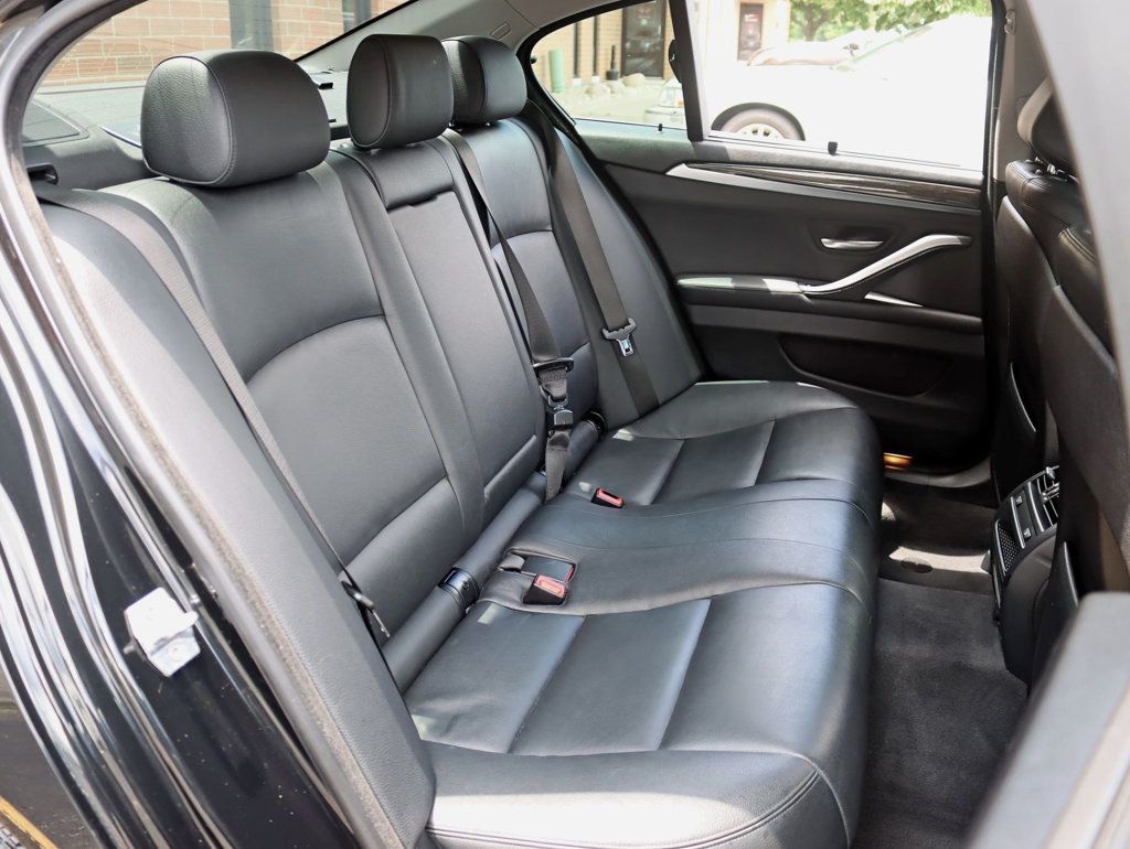 2014 BMW 5 Series 535i xDrive - 22875767 - 25