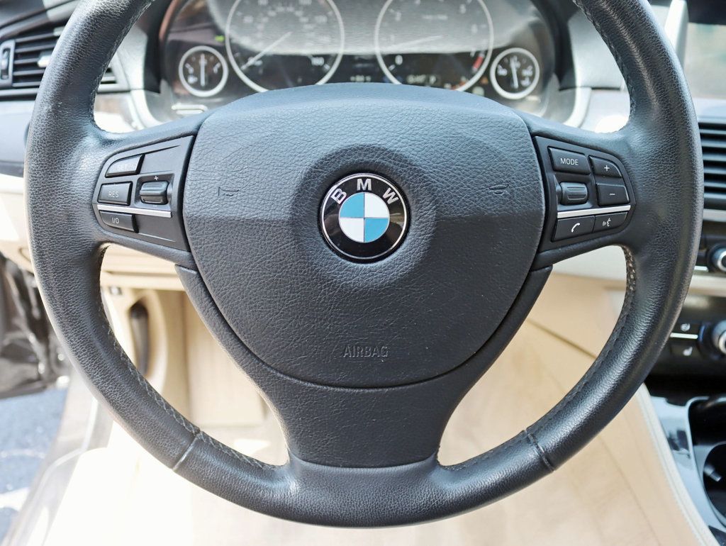 2014 BMW 5 Series 535i xDrive - 22888782 - 12