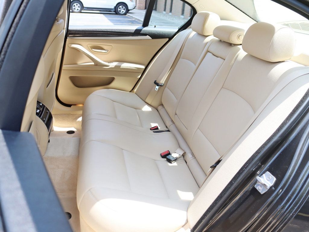 2014 BMW 5 Series 535i xDrive - 22888782 - 24