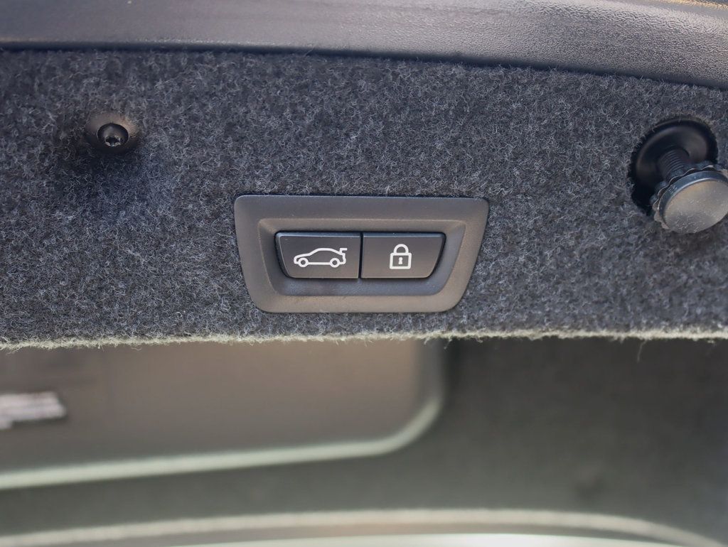 2014 BMW 5 Series 535i xDrive - 22888782 - 32