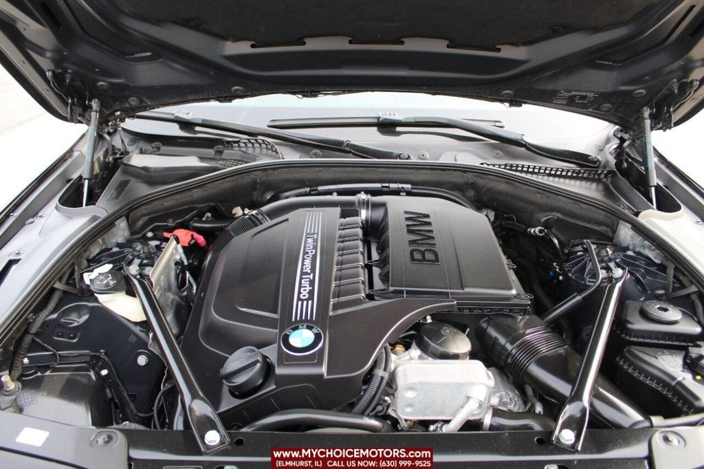 2014 BMW 5 Series 535i xDrive - 22412539 - 9