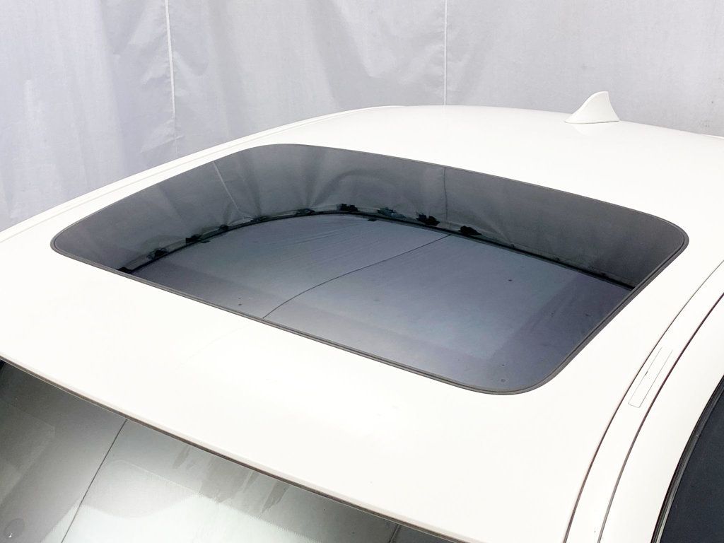 2014 BMW 5 Series 535i xDrive - 22797968 - 13