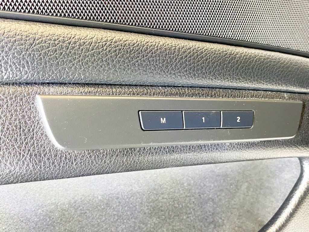 2014 BMW 5 Series 535i xDrive - 22797968 - 17