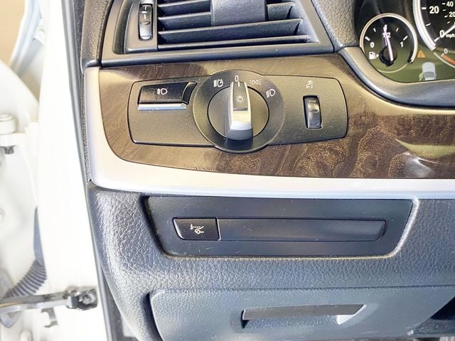 2014 BMW 5 Series 535i xDrive - 22797968 - 22