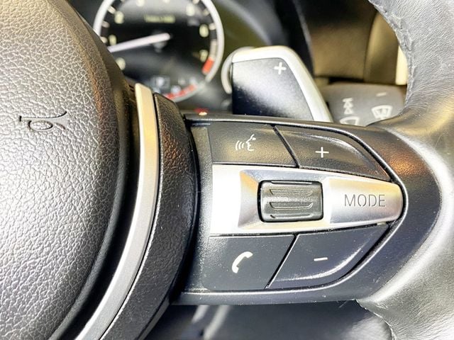 2014 BMW 5 Series 535i xDrive - 22797968 - 25