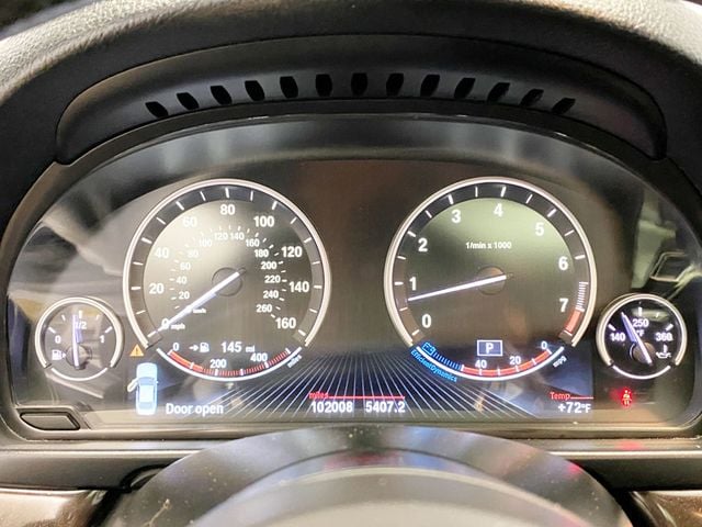 2014 BMW 5 Series 535i xDrive - 22797968 - 30