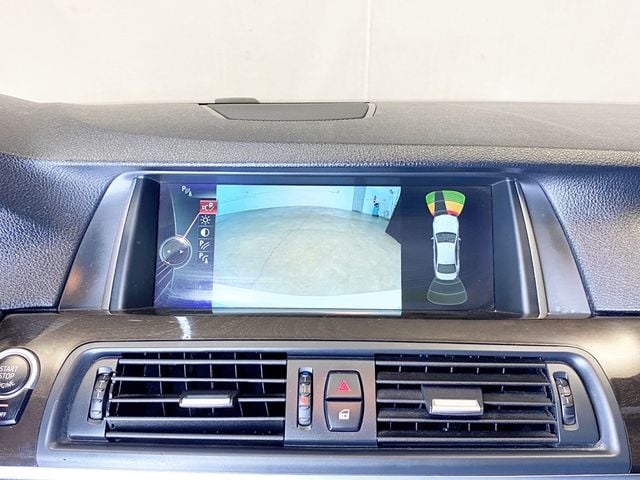 2014 BMW 5 Series 535i xDrive - 22797968 - 32