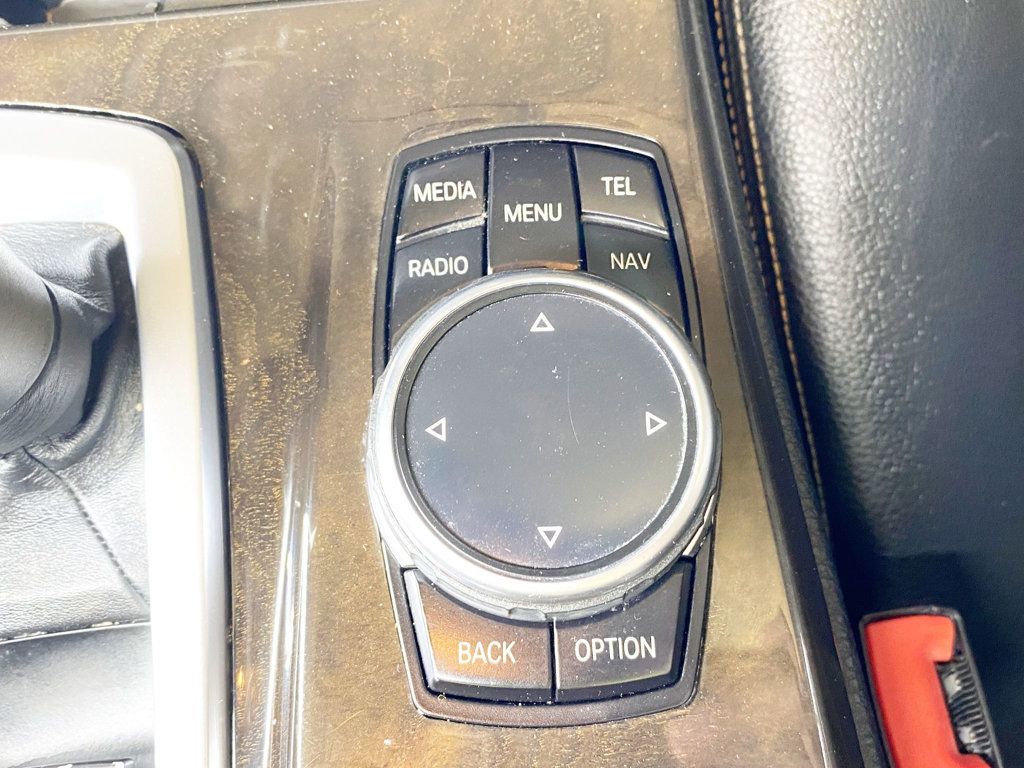 2014 BMW 5 Series 535i xDrive - 22797968 - 37