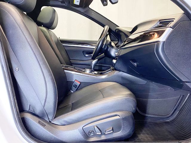 2014 BMW 5 Series 535i xDrive - 22797968 - 43