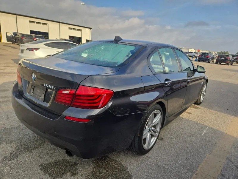 2014 BMW 5 Series 535i xDrive - 23005381 - 3
