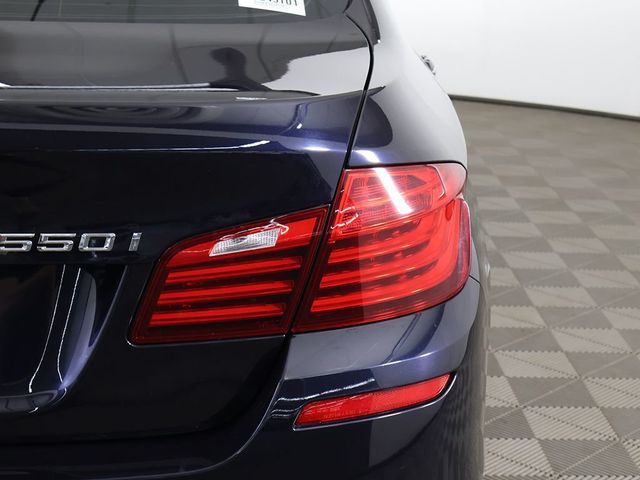 2014 BMW 5 Series 550i xDrive - 23032196 - 17