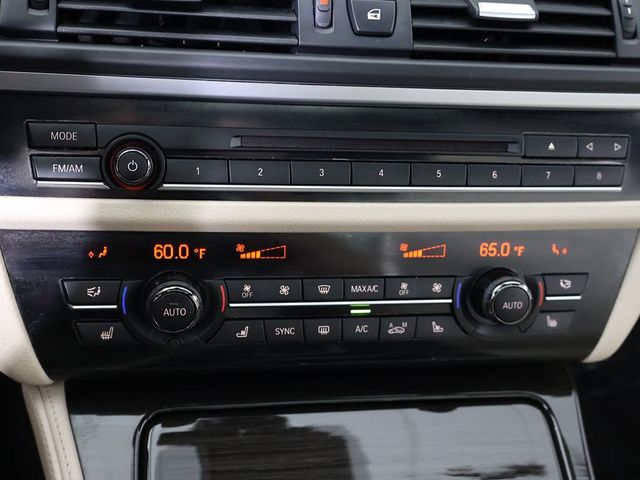 2014 BMW 5 Series 550i xDrive - 23032196 - 54