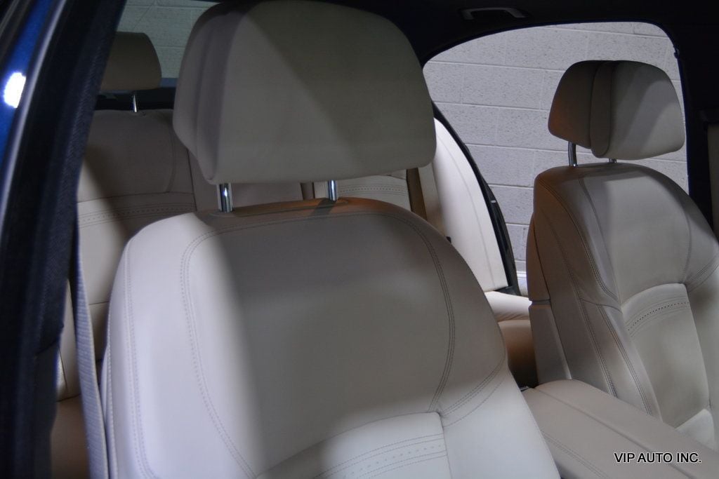 2014 BMW 5 Series 550i xDrive - 22811546 - 11