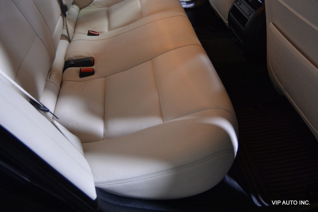 2014 BMW 5 Series 550i xDrive - 22811546 - 23