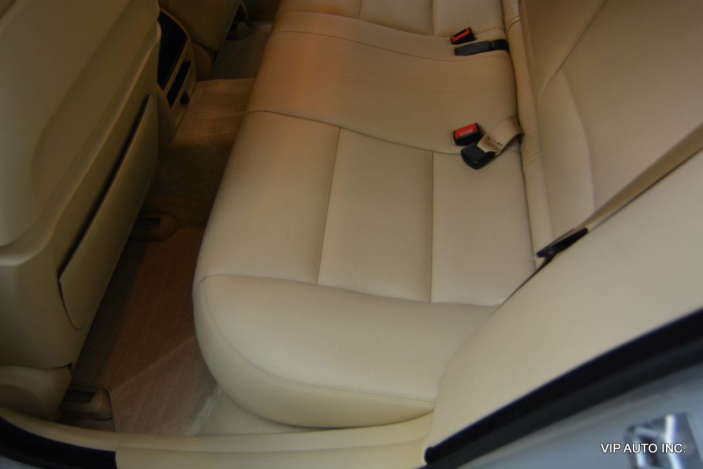 2014 BMW 5 Series 550i xDrive - 22896528 - 24