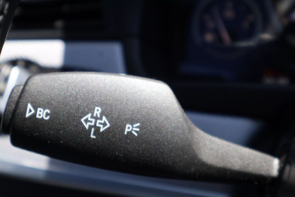 2014 BMW 5 Series M SPORT PKG, ALL WHEEL DRIVE, HK SOUND, NAVIGATION, BT, HUD!!! - 22792036 - 20