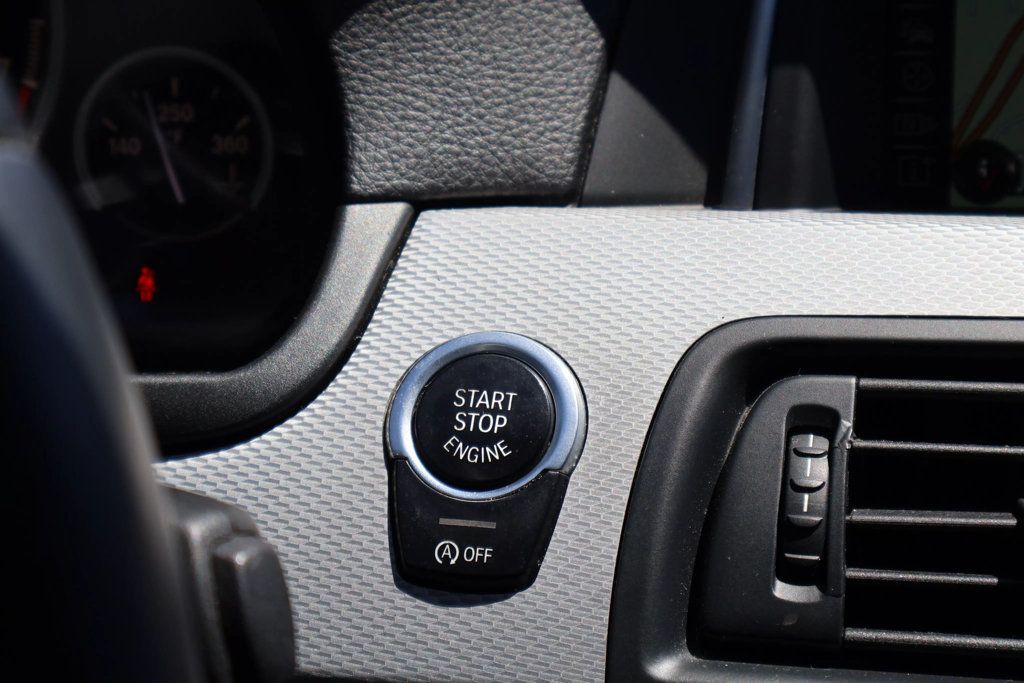 2014 BMW 5 Series M SPORT PKG, ALL WHEEL DRIVE, HK SOUND, NAVIGATION, BT, HUD!!! - 22792036 - 26