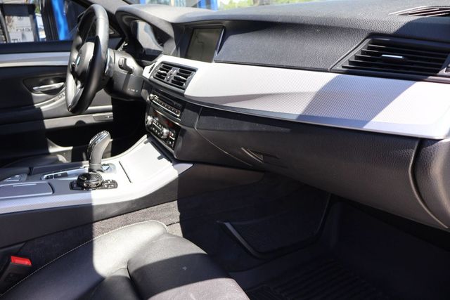 2014 BMW 5 Series M SPORT PKG, ALL WHEEL DRIVE, HK SOUND, NAVIGATION, BT, HUD!!! - 22792036 - 42